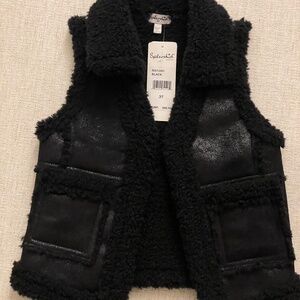 NWT Splendid Girls Cozy Black Vest size 3T